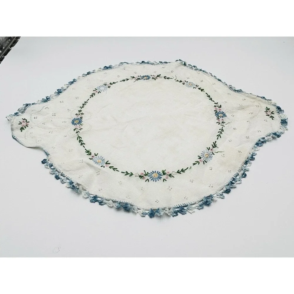 Vintage Hand Embroidered Linen Centerpiece Blue Crochet Edge 20x26 Unfinished